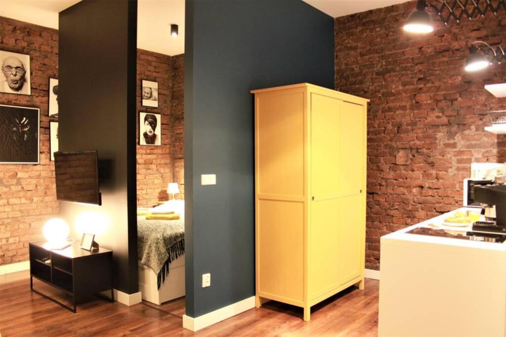 Apartamento Unique Brick 5 - Old Town & Market Square Cracovia Exterior foto